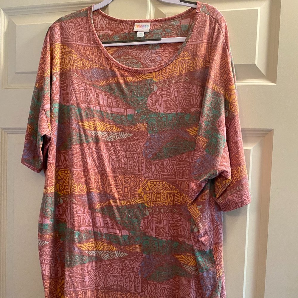 LulaRoe Irma High-Low Tunic Top, size 2XL